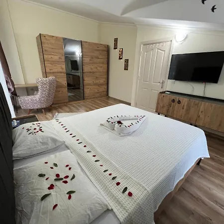 Vip Near Forest,12min To Sea,185m2,дом возле леса и моря דירה